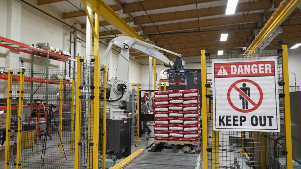 Bobs Red Mill Robotic Palletizer